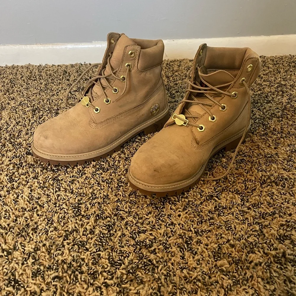 Timberlands - Picture 3 of 5